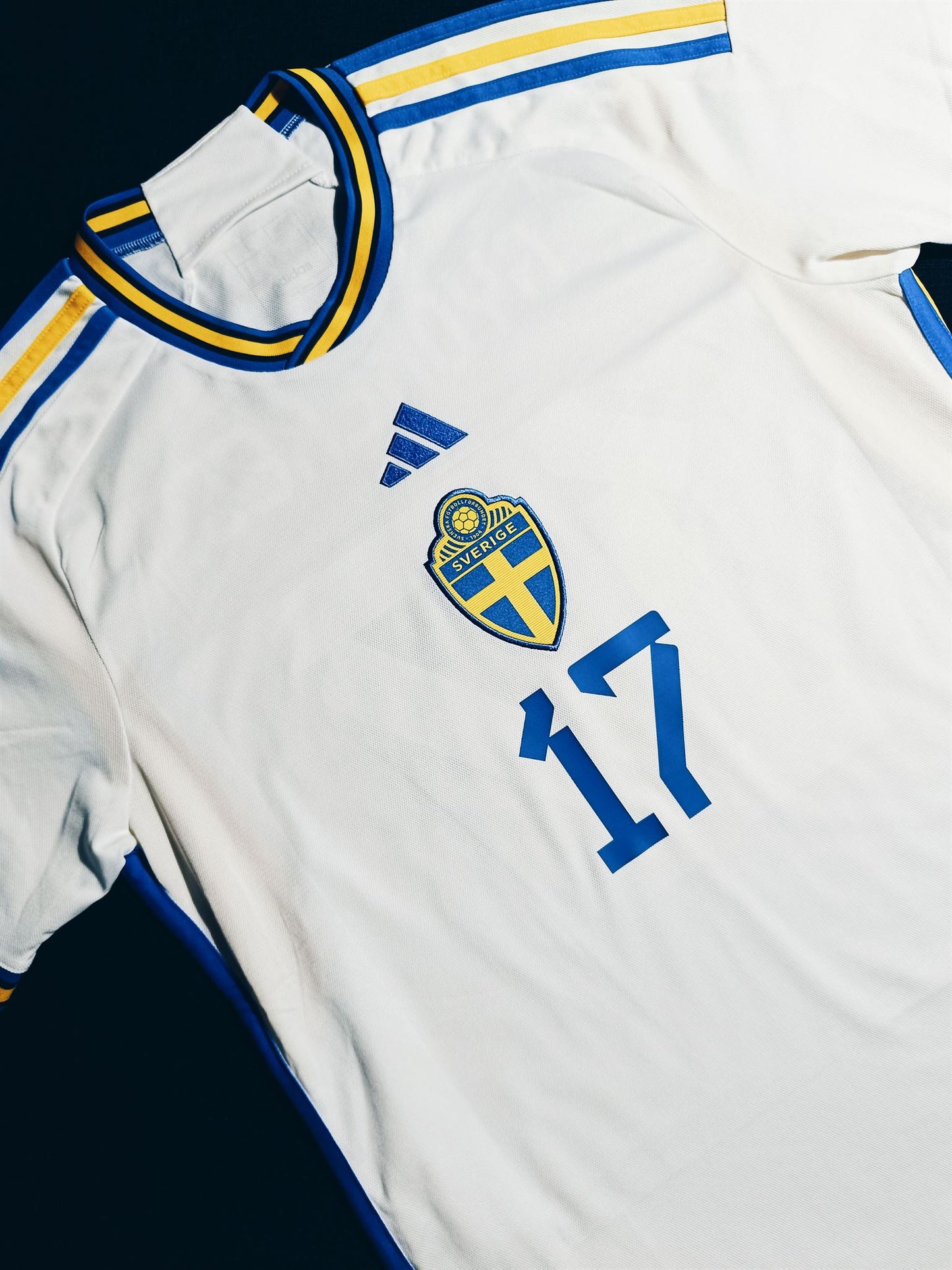 Sweden 2022 Away Gyokeres L
