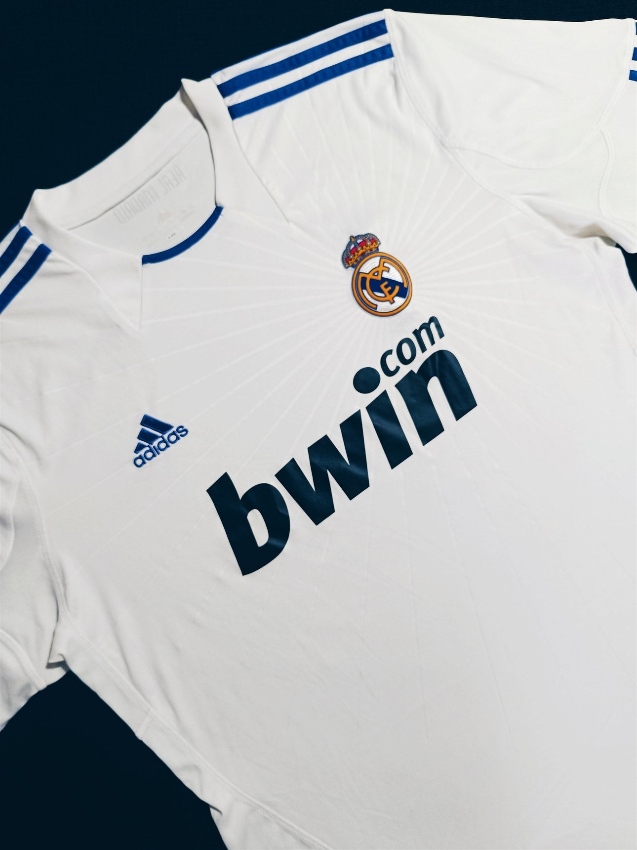 Real Madrid 2010/11 Home L