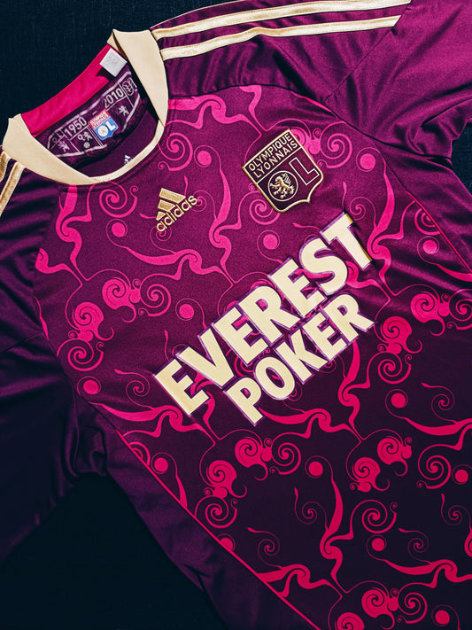 Lyon 2010/11 Away M