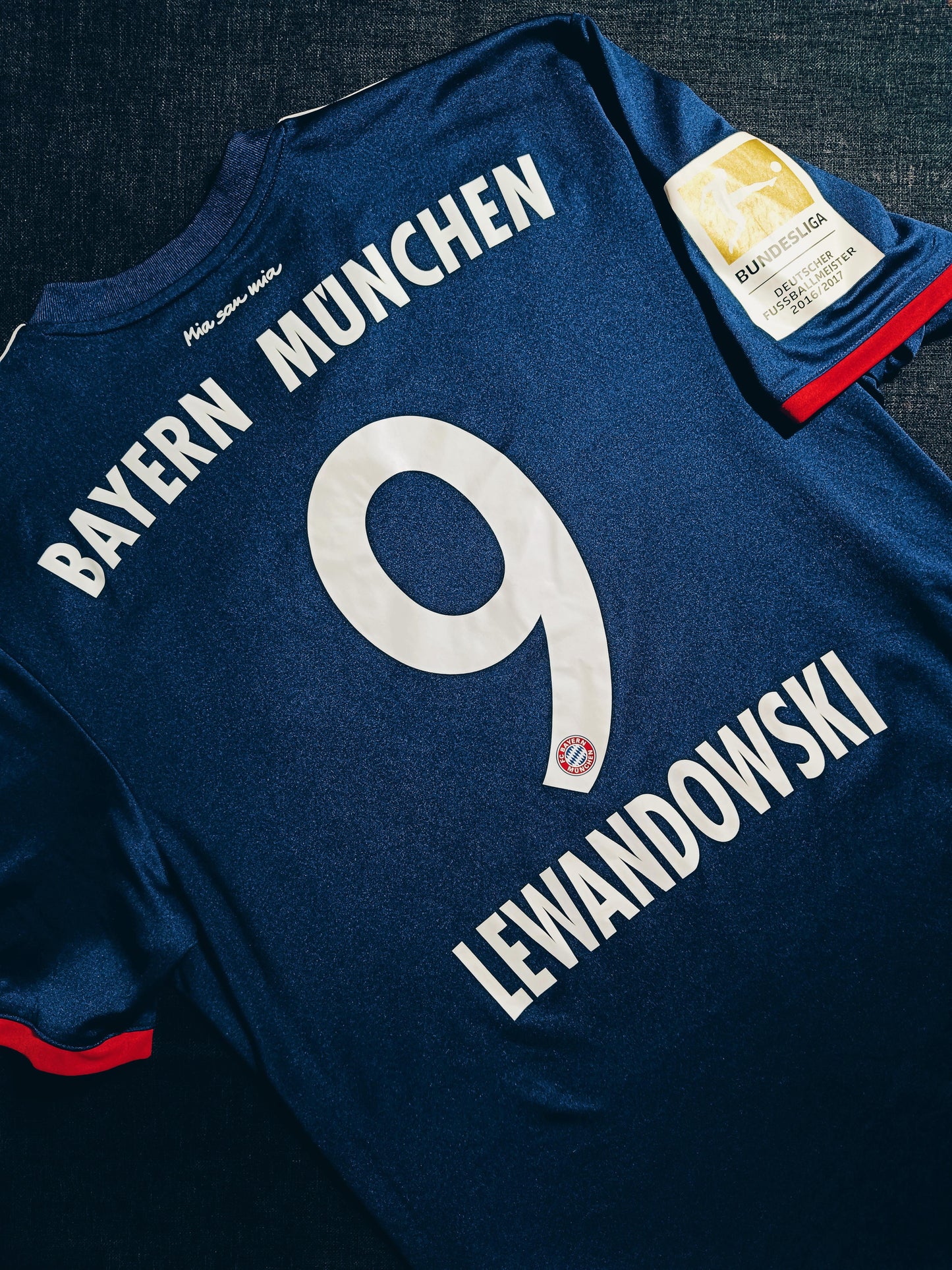 Bayern 2017/18 Away Lewandowski M