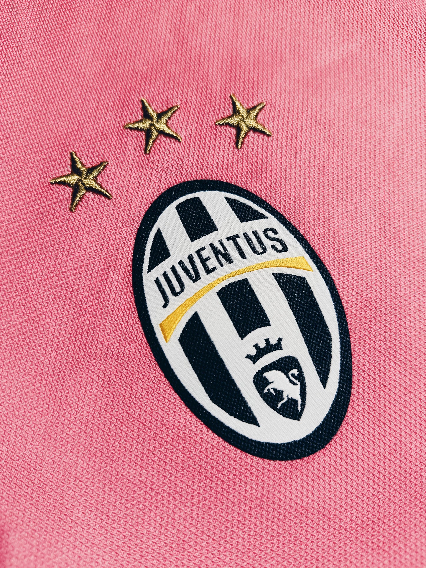 Juventus 2015/16 Away L