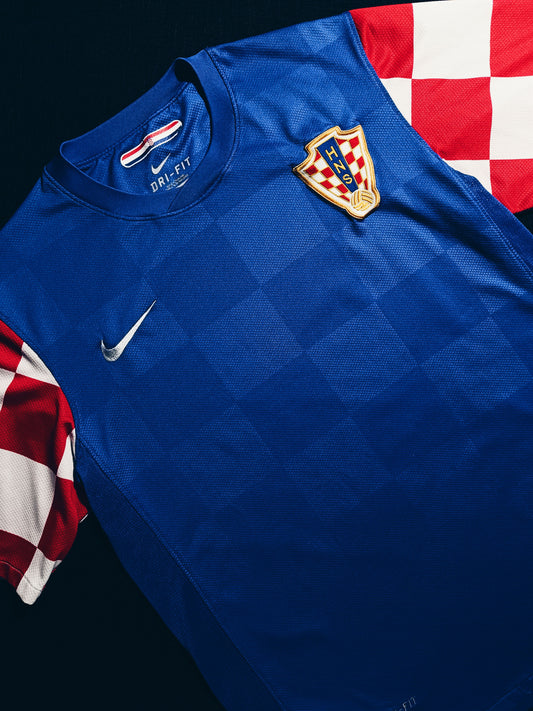 Croatia 2010 Away M