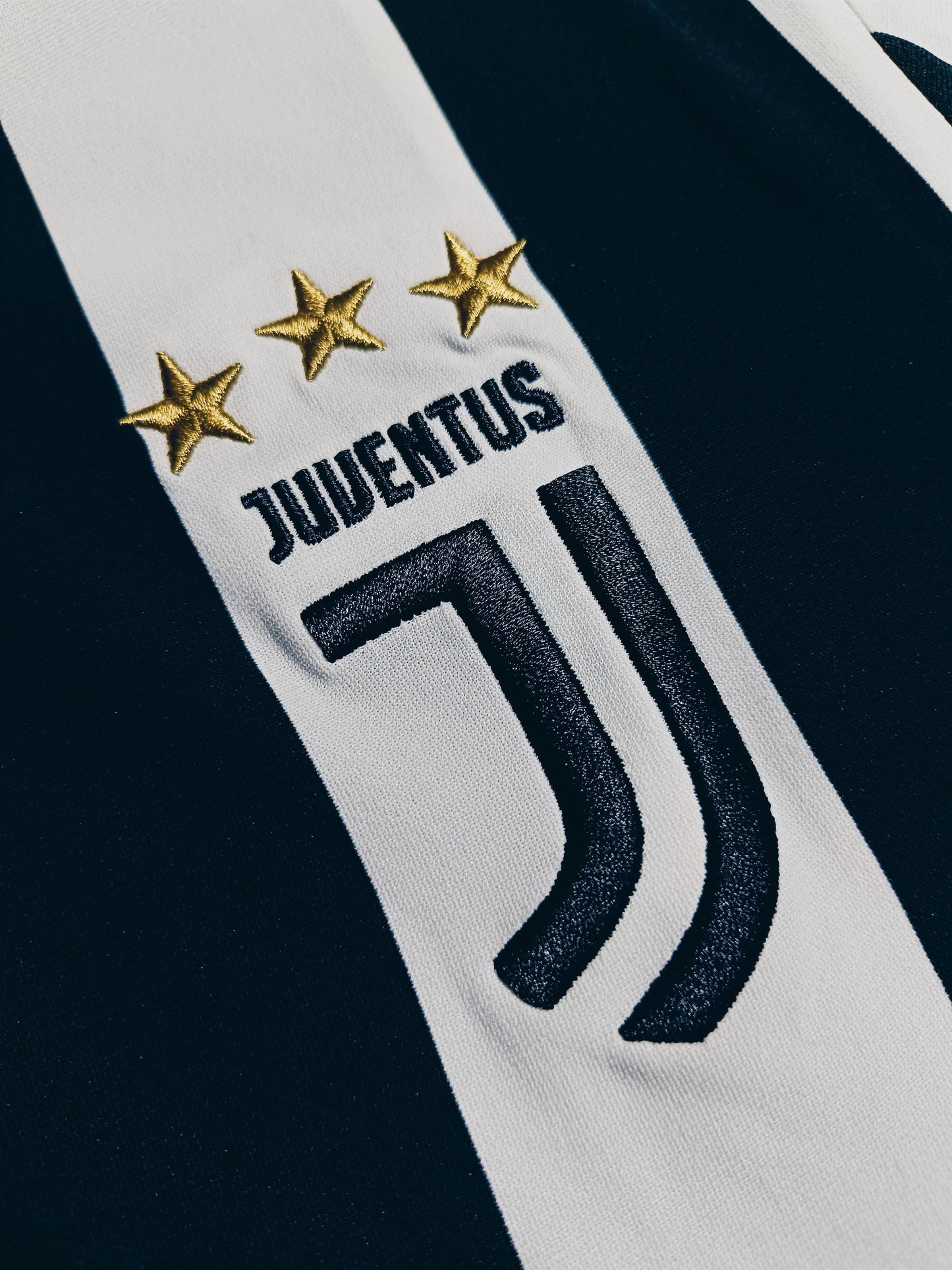 Juventus 2017/18 Home L