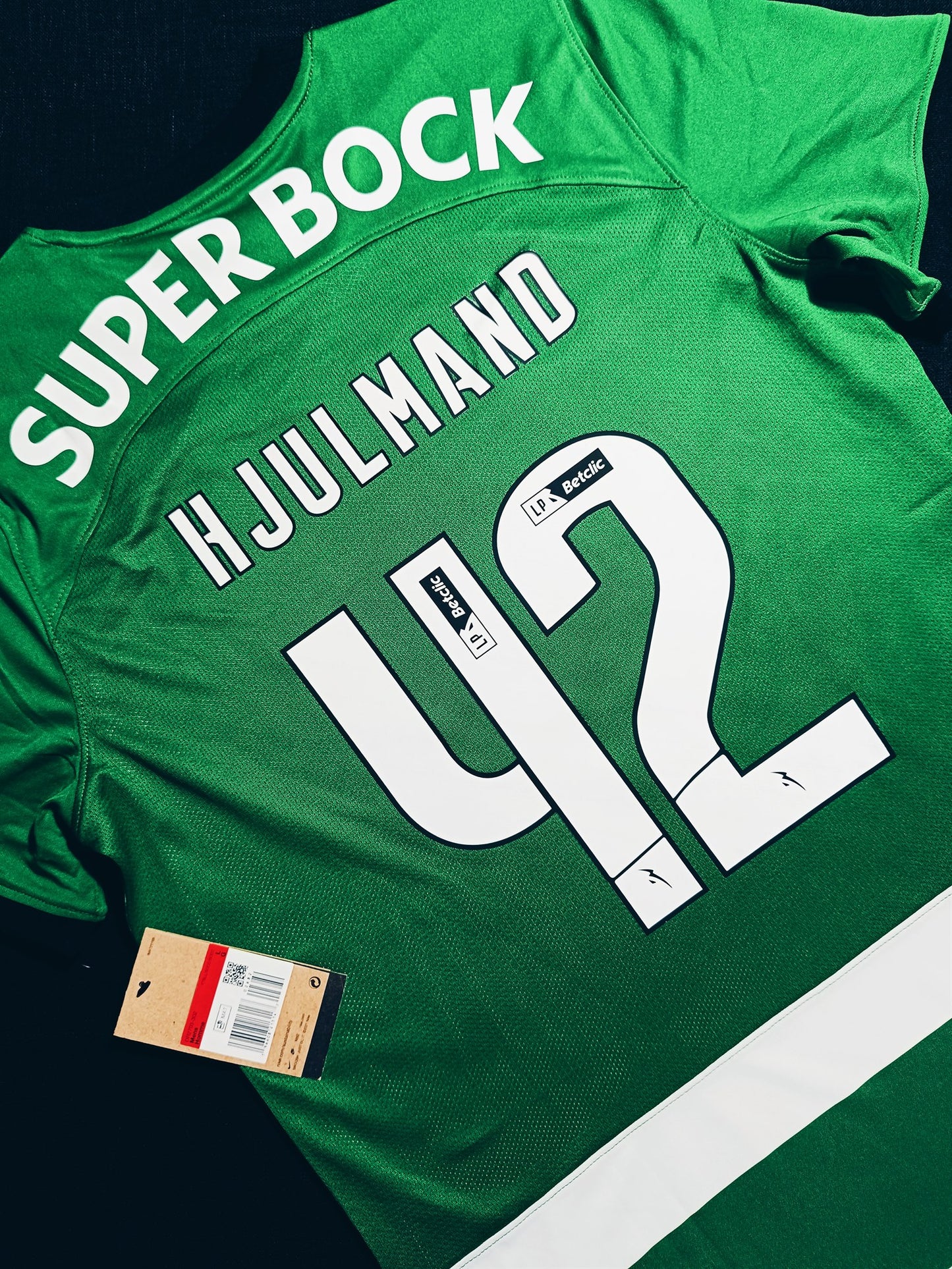 Sporting 2023/24 Home Hjulmand BNWT L