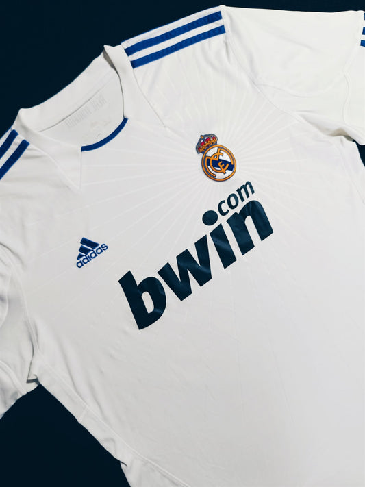 Real Madrid 2010/11 Home L