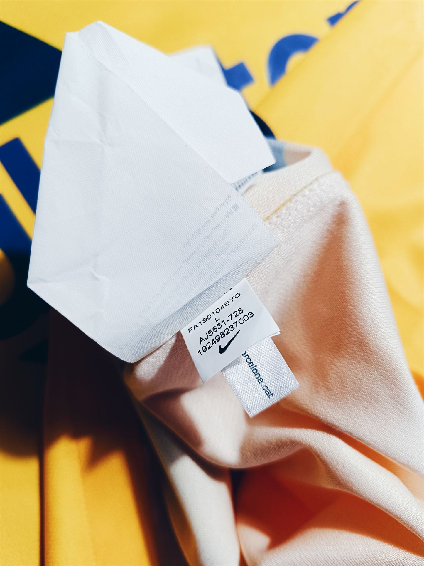 Barcelona 2019/20 Away Messi L