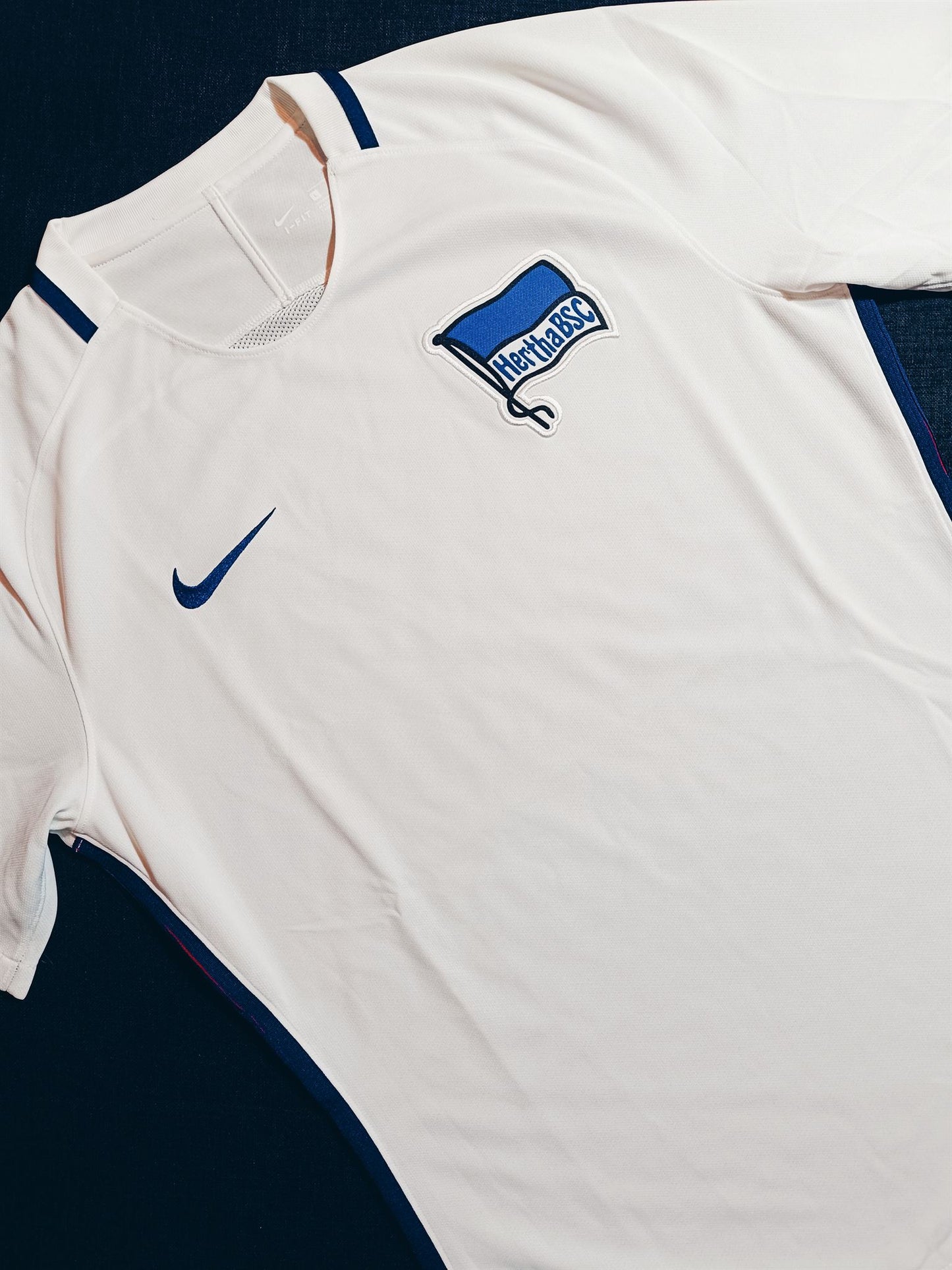Hertha Berlin 2016/17 Away Player Issue L