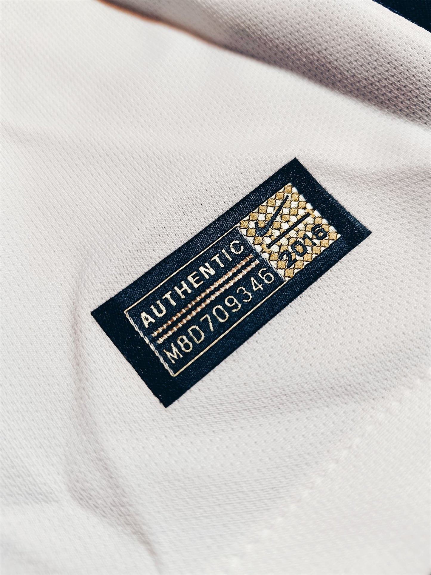 Hertha Berlin 2016/17 Away Player Issue L