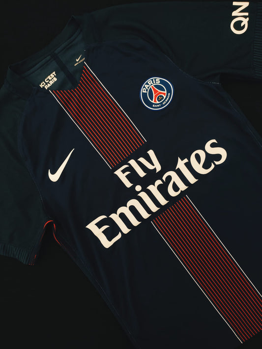 PSG 2016/17 Home Player Issue S