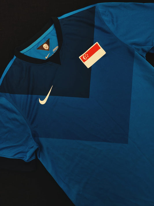 Singapore 2014/15 Away L