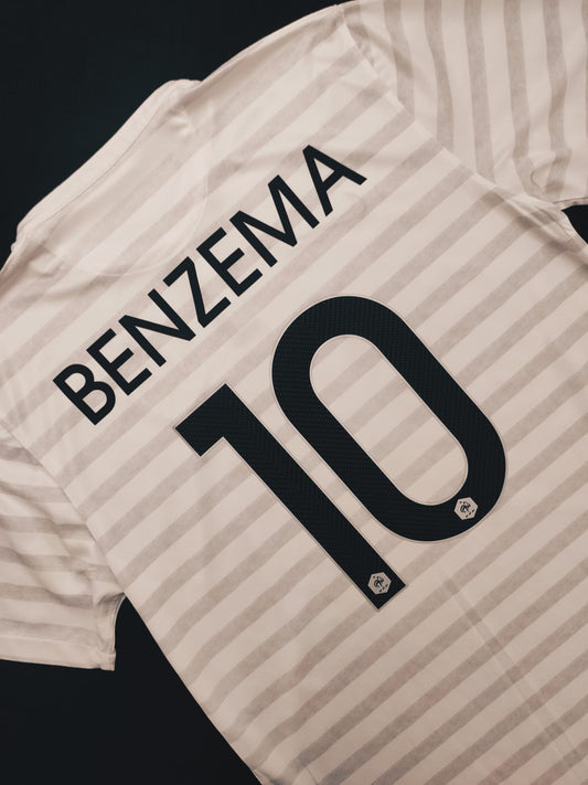 France 2014 Away Benzema L